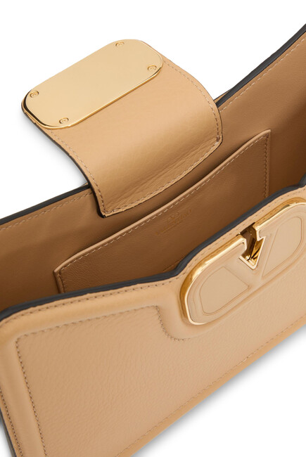 VLogo Leather Shoulder Bag